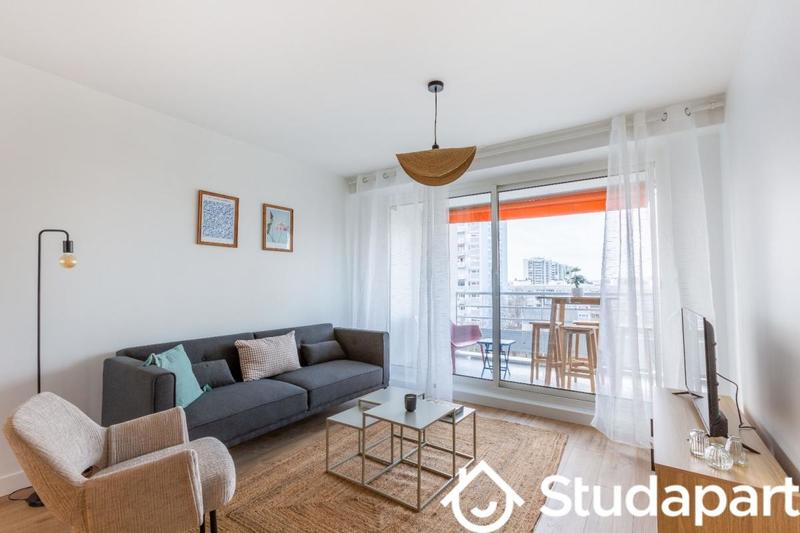 Chambre - 9 m² - 1 pièce