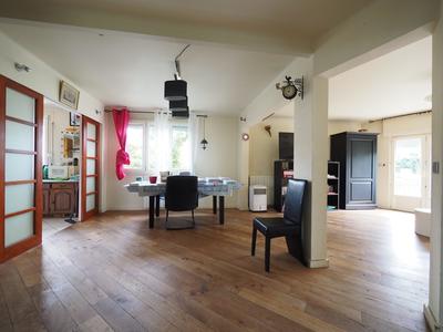 Maison - 150 m² - 7 pièces