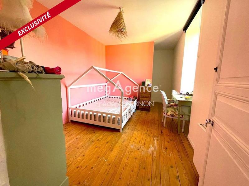 Maison - 194 m² - 6 pièces