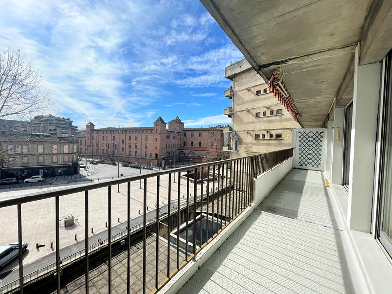 Appartement - 80 m² - 4 pièces