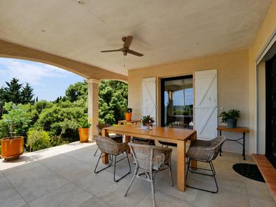 Maison - 194 m² - 5 pièces