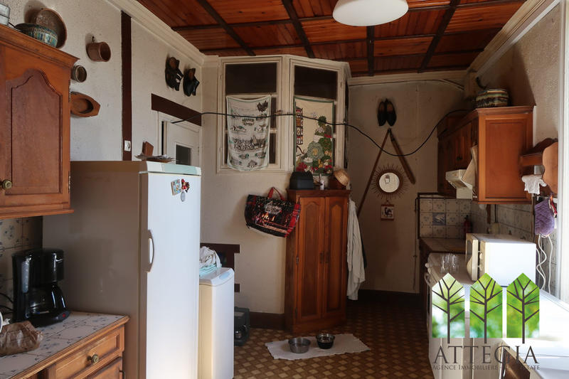 Maison - 261 m² - 14 pièces