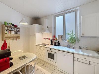 Appartement ancien - 73 m² - 3 pièces