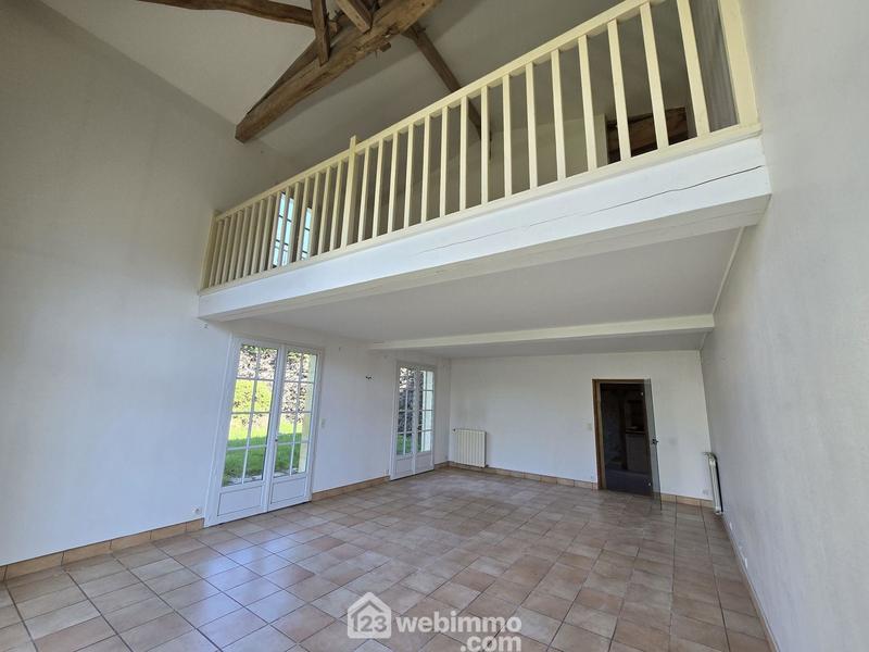 Maison - 331 m² - 10 pièces