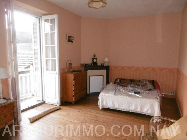 Maison - 290 m² - 9 pièces