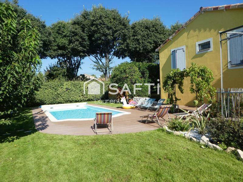 Maison - 238 m² - 6 pièces