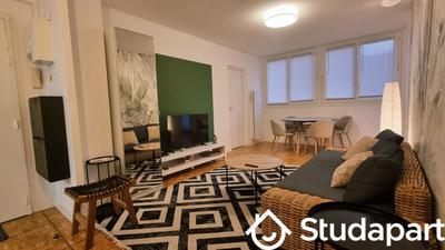 Chambre - 9 m² - 1 pièce