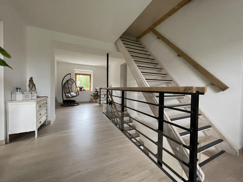 Maison - 211 m² - 6 pièces