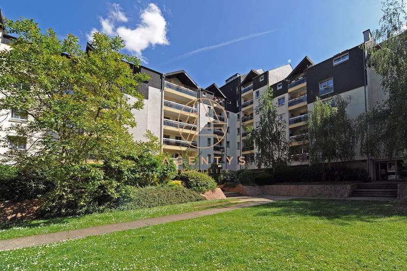 Appartement - 106 m² - 5 pièces