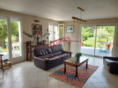 Maison - 170 m² - 7 pièces