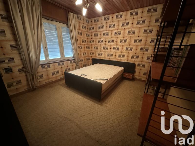 Maison - 95 m² - 5 pièces