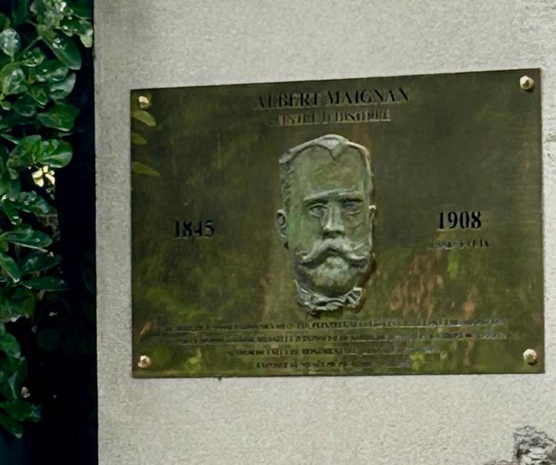 Demeure - 276 m² - 11 pièces