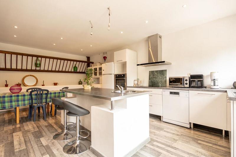 Maison - 144 m² - 4 pièces