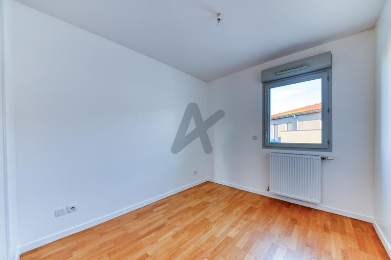 Appartement - 102 m² - 5 pièces
