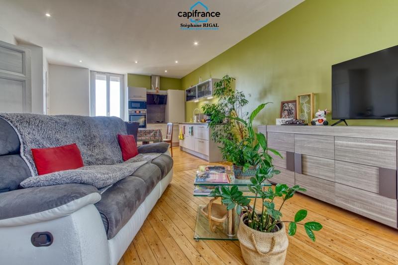 Propriété - 190 m² - 8 pièces