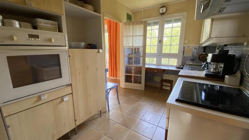 Maison - 162 m² - 9 pièces