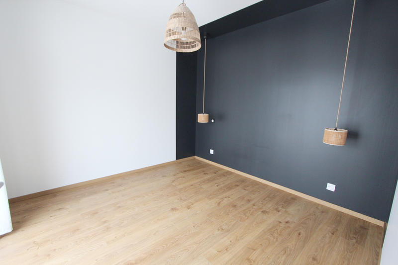 Maison - 121 m² - 6 pièces
