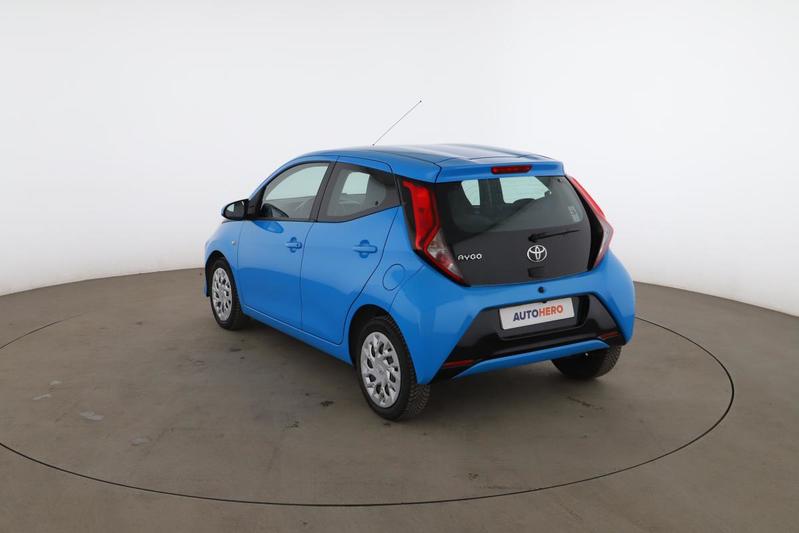 Toyota Aygo 1.0 Vvt-i X-Play 5p 72 ch