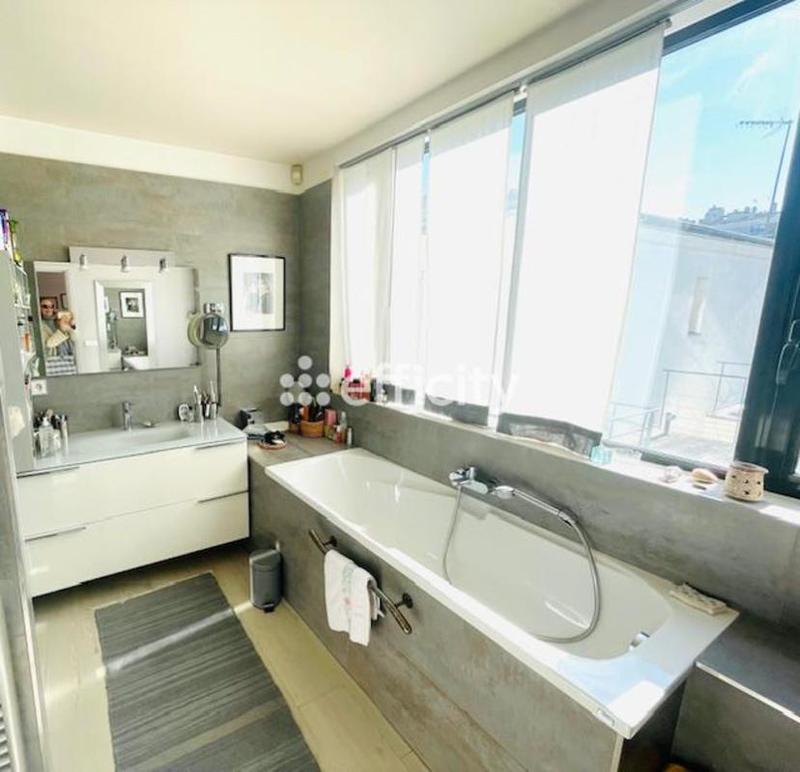 Penthouse - 170 m² - 6 pièces