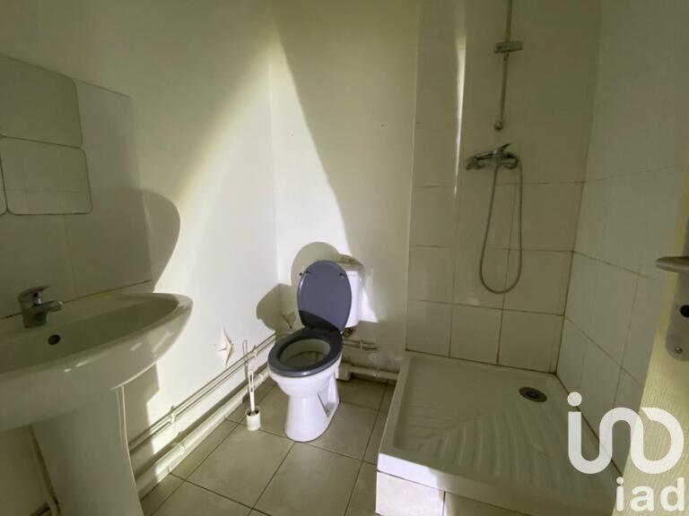 Studio - 27 m² - 1 pièce