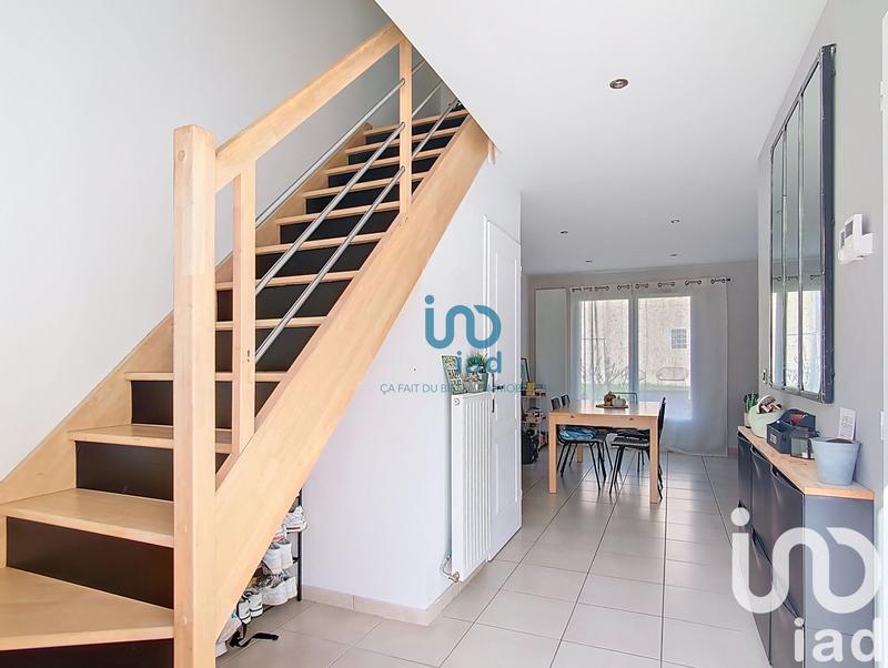 Maison - 99 m² - 5 pièces