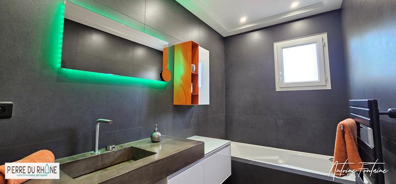 Villa - 152 m² - 6 pièces