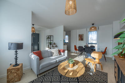 Appartement - 79 m² - 3 pièces