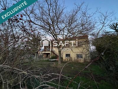 Maison - 97 m² - 6 pièces