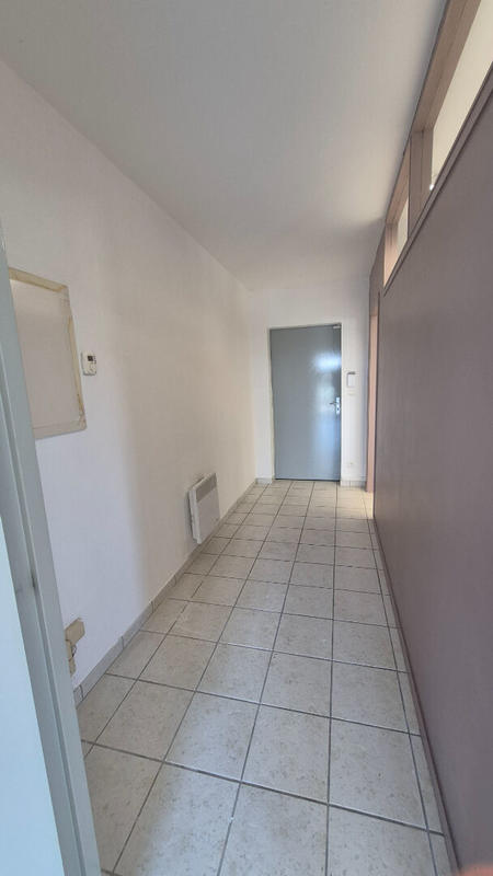 Bureau - 75 m² - 7 pièces