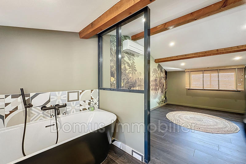 Maison - 165 m² - 6 pièces