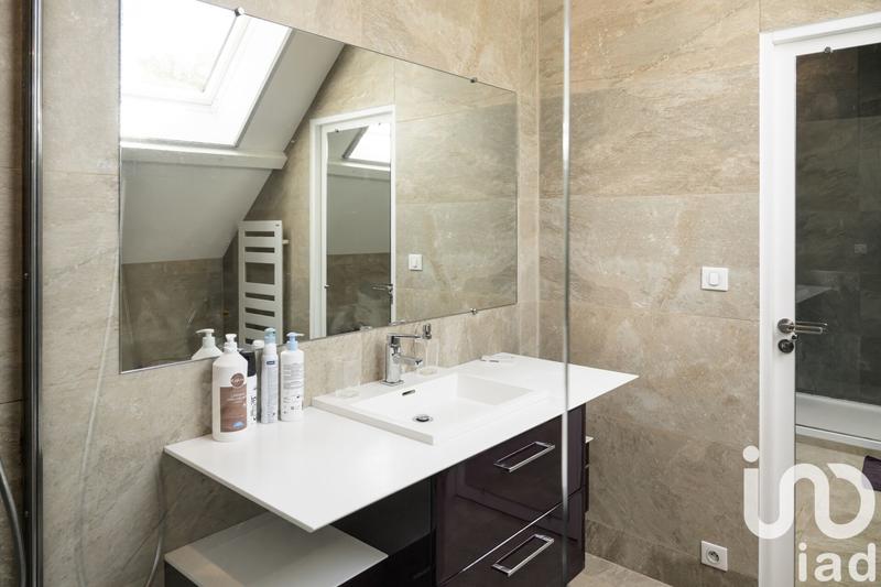 Maison - 162 m² - 6 pièces