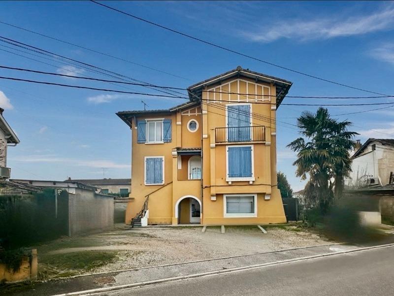 Immeuble - 254 m² - 16 pièces