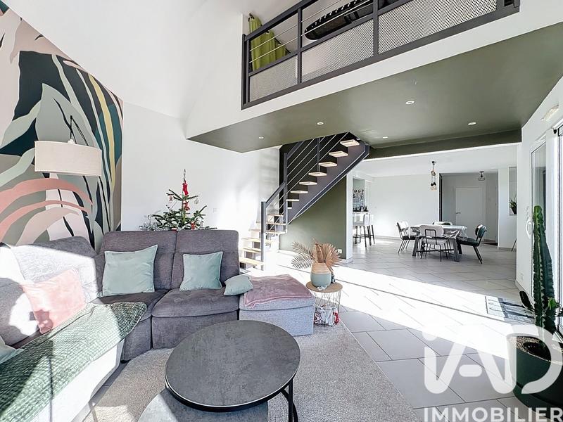 Maison - 139 m² - 5 pièces