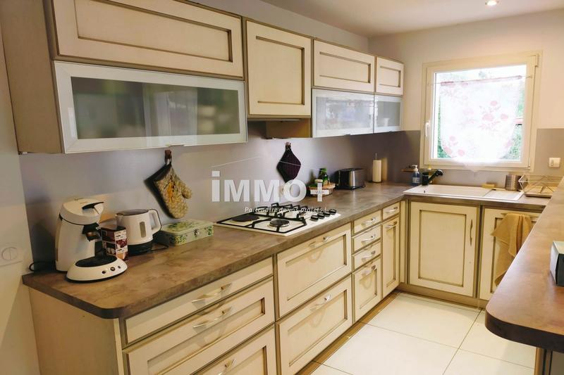 Maison - 95 m² - 4 pièces