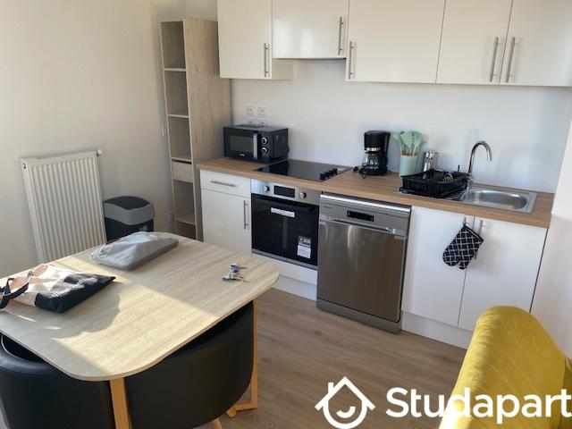 Chambre - 12 m² - 1 pièce