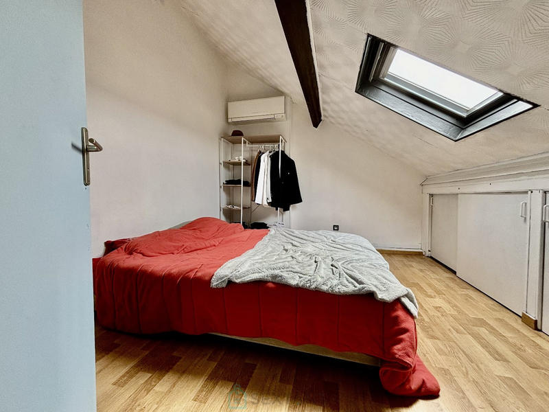 Maison - 96 m² - 5 pièces