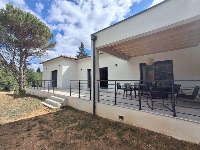 Villa - 138 m² - 8 pièces