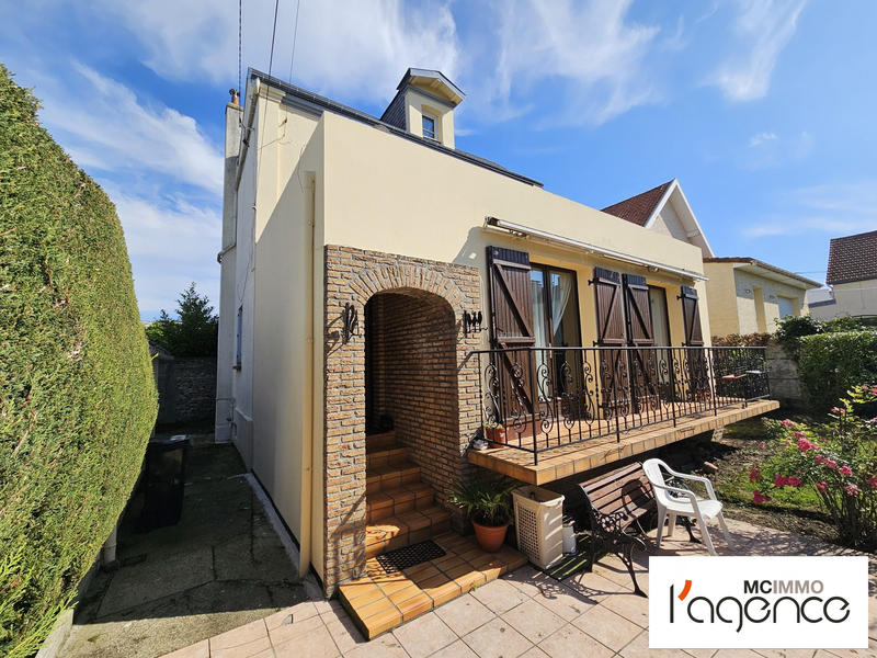 Maison traditionnelle - 133 m² - 5 pièces