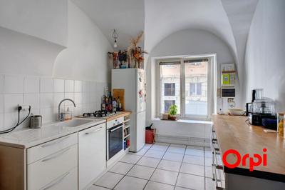 Appartement - 83 m² - 2 pièces