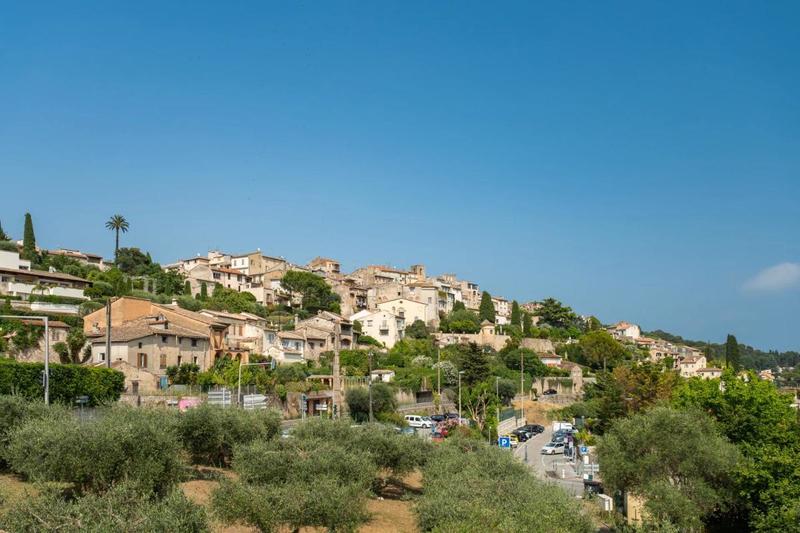 Villa - 300 m² - 4 pièces