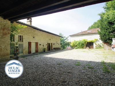 Viager - Corps de ferme - 280 m² - 12 pièces