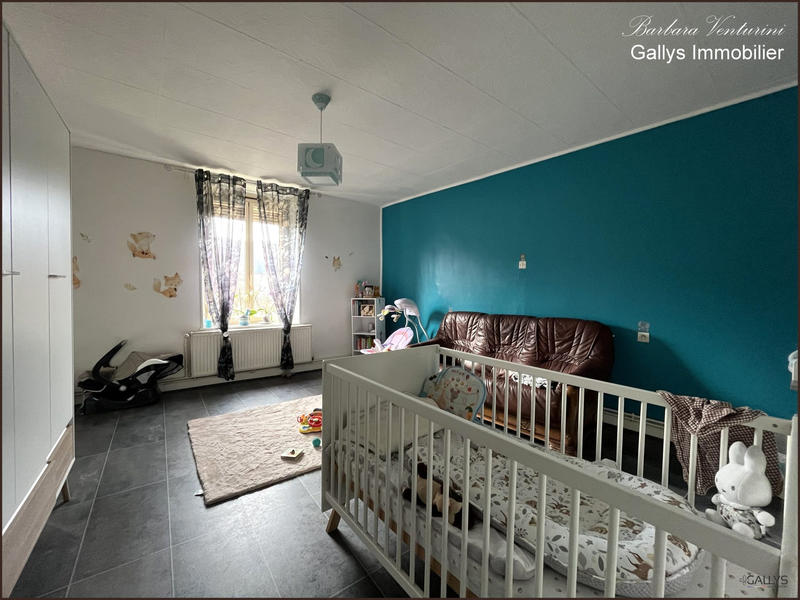 Appartement - 98 m² - 3 pièces