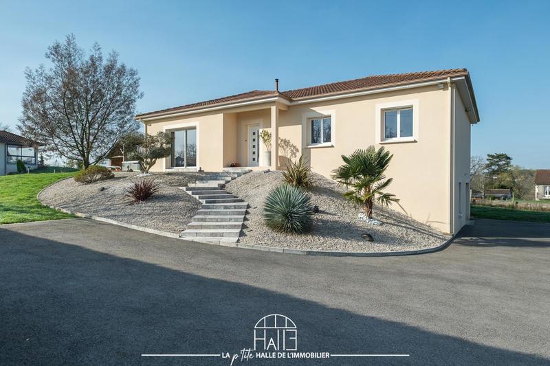 Pavillon - 140 m² - 6 pièces