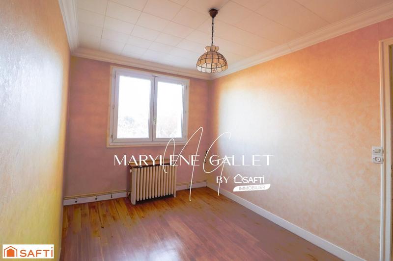 Maison - 90 m² - 5 pièces