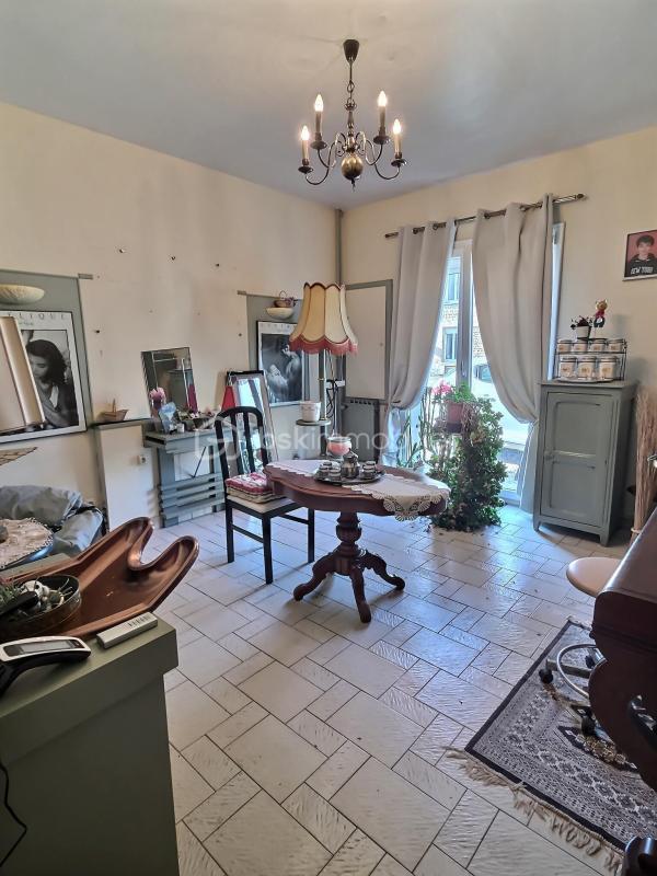 Maison de ville - 328 m² - 8 pièces