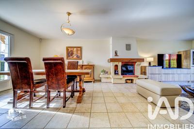 Maison - 136 m² - 5 pièces