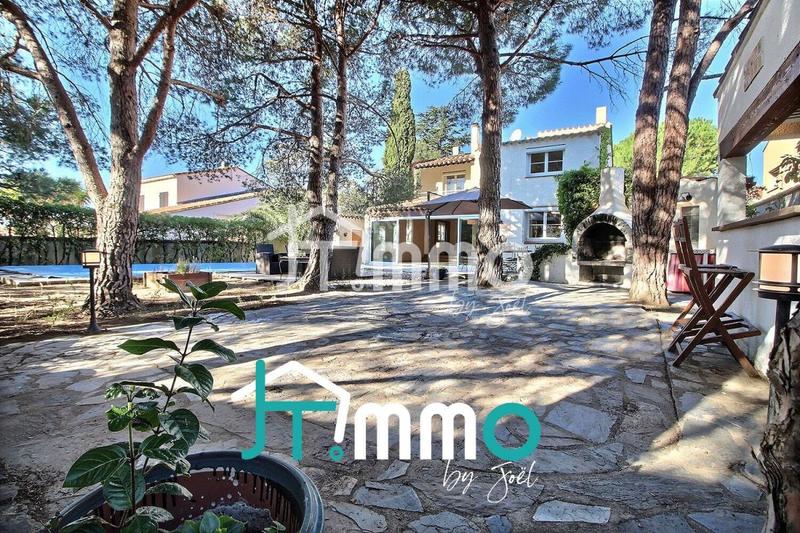Villa - 189 m² - 7 pièces