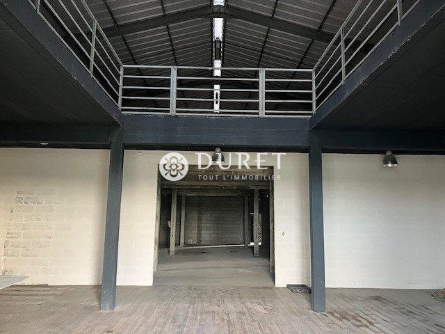 Local d'activités - 1 260 m²