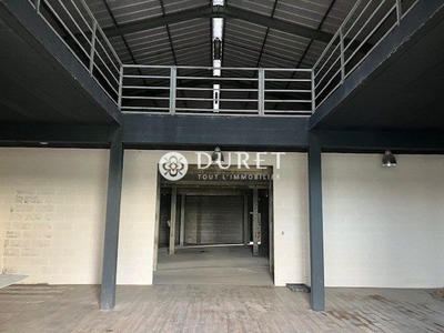 Local d'activités - 1 260 m²