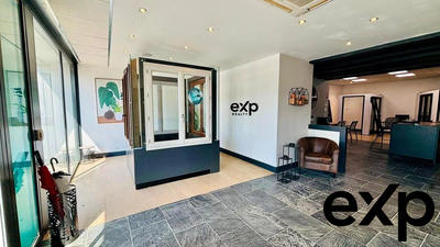 Fonds de commerce - Local commercial - 215 m²